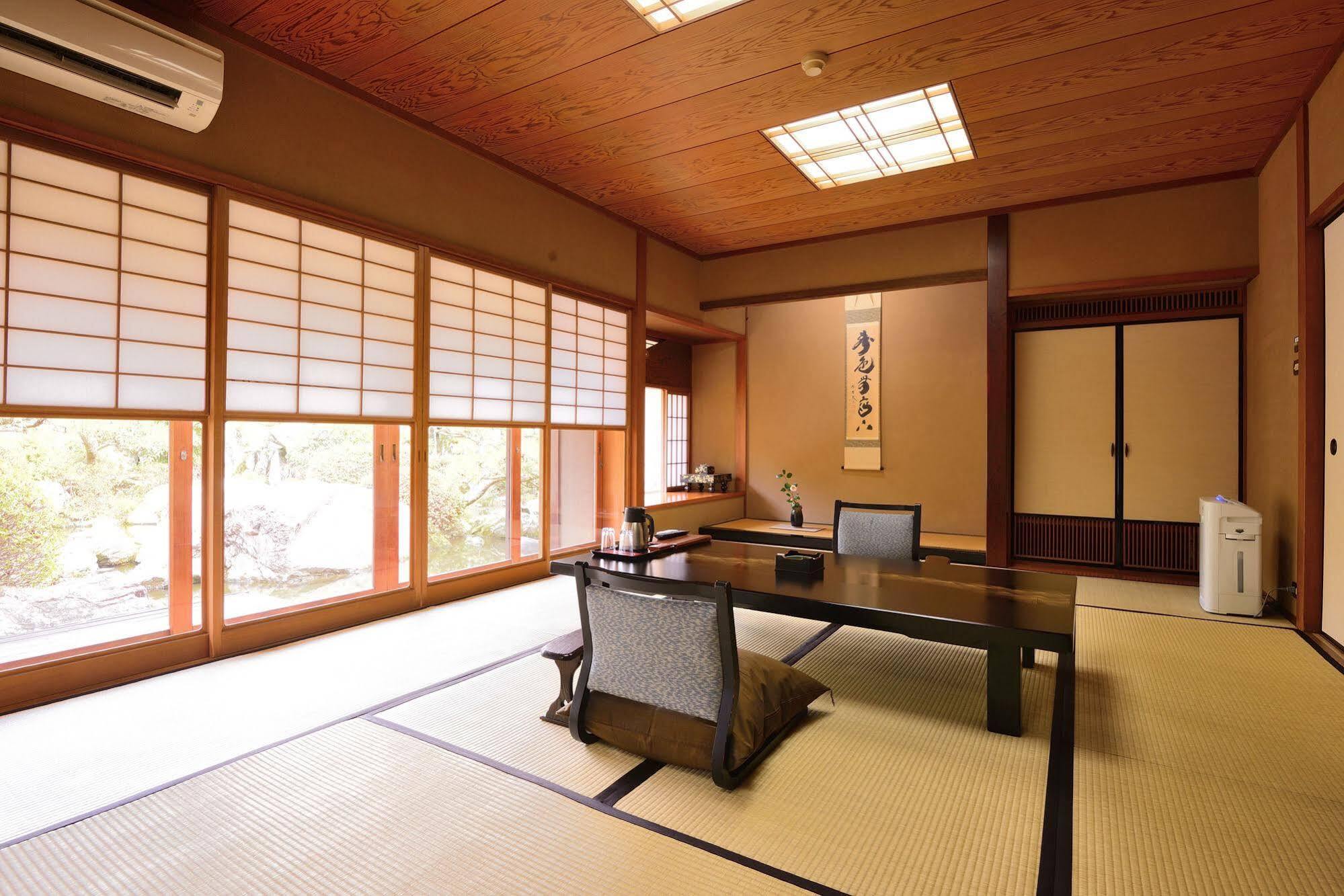 Oni No Sumika Hotel Izu  Exterior photo