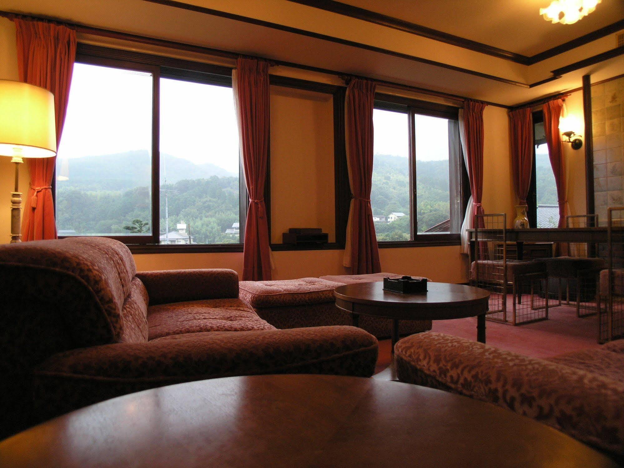 Oni No Sumika Hotel Izu  Exterior photo